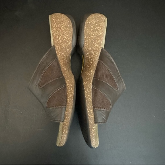 Merrell Sundial Slide Wedge Heel Sandals Fudge Brown Women's 8 Leather Slip-On - Picture 8 of 10